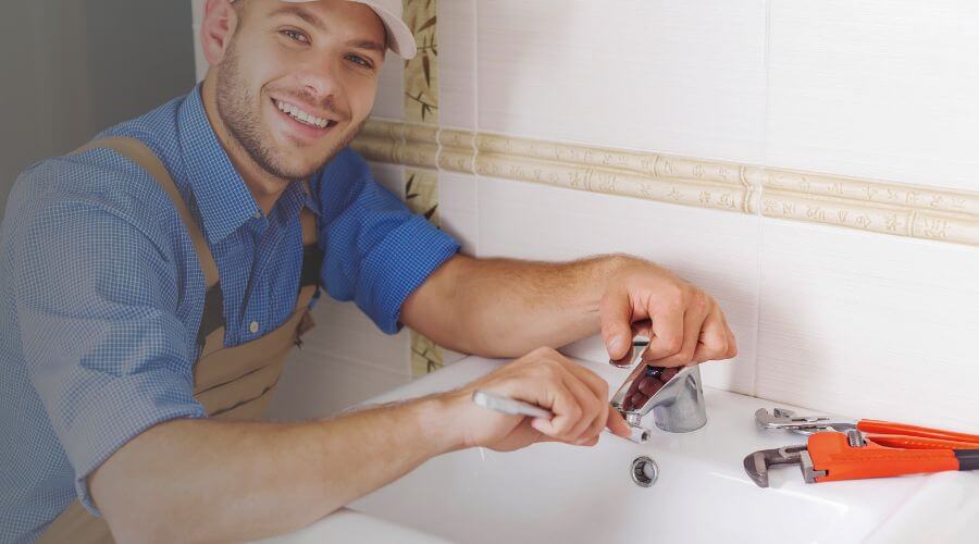 Handle or spout repair in Plumtree, NC